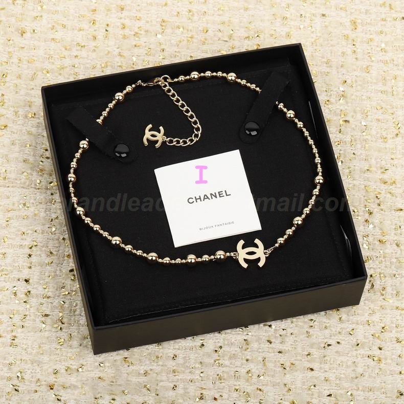 Chanel Necklaces 450